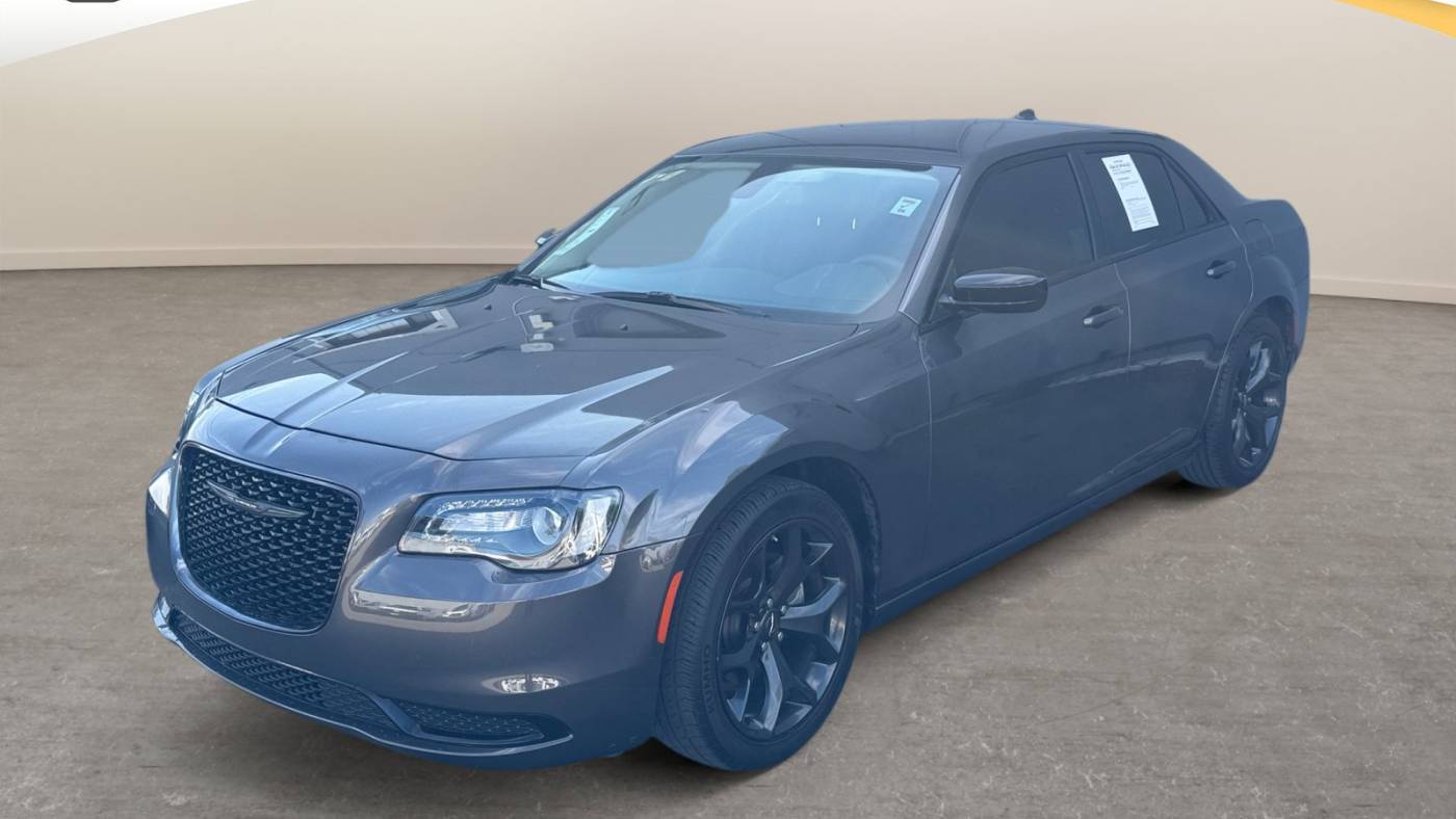 2022 Chrysler 300 Touring — Sedan — 45,234 mi — San Jose, CA