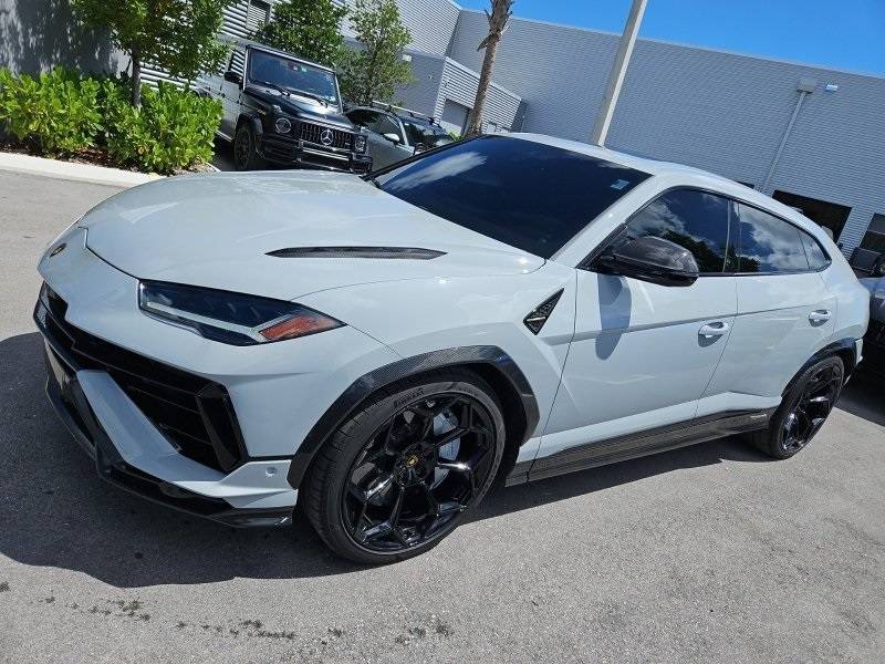2024 Lamborghini Urus