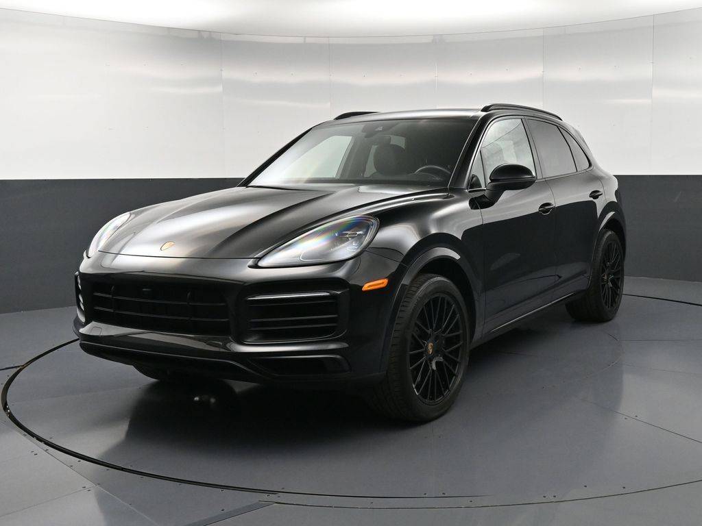 2023 Porsche Cayenne Platinum Edition