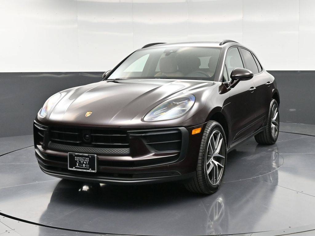 2025 Porsche Macan Macan — SUV — 3,035 mi — New York, NY