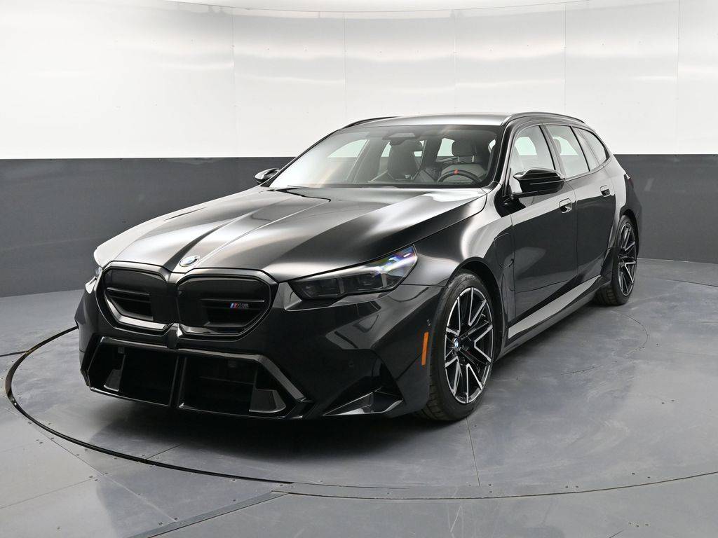 2025 BMW M5