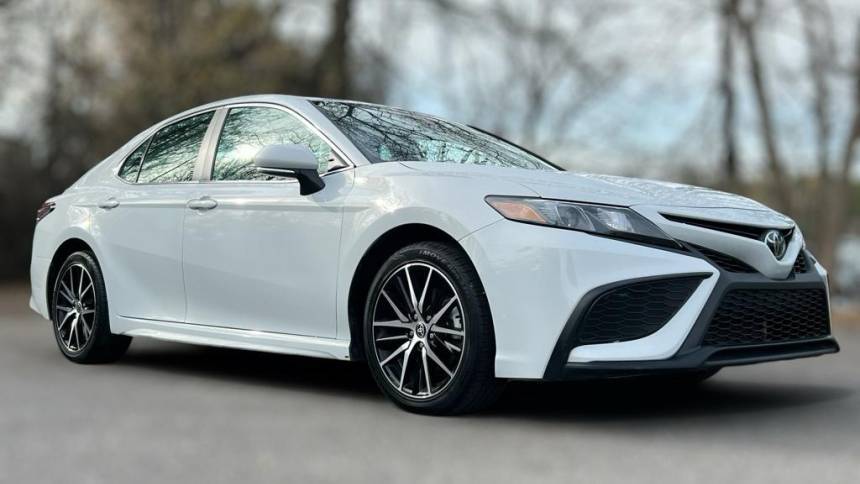 2023 Toyota Camry SE — Sedan — 60,105 mi — Shelby, NC