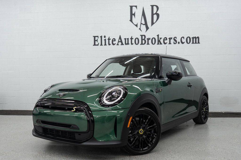 2024 MINI Electric Hardtop Cooper SE — Hatchback — 5,800 mi — Gaithersburg, MD