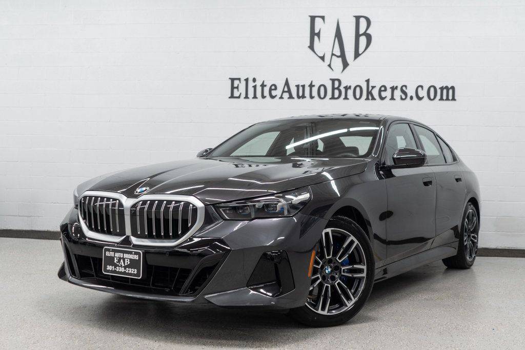2025 BMW 5 Series 530i — Sedan — 14,271 mi — Gaithersburg, MD