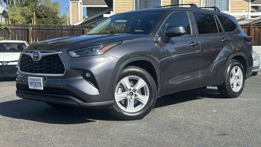 2024 Toyota Highlander LE — SUV — 1,771 mi — Thousand Oaks, CA