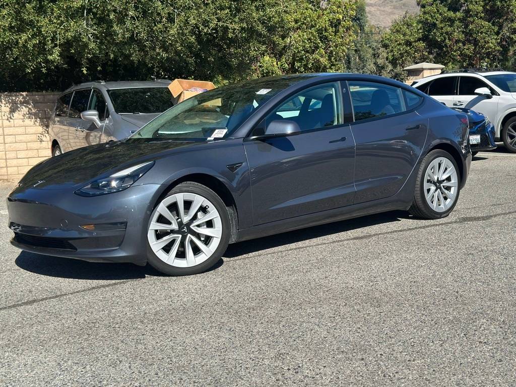 2022 Tesla Model 3 Standard Range Plus — Sedan — 18,144 mi — Thousand Oaks, CA