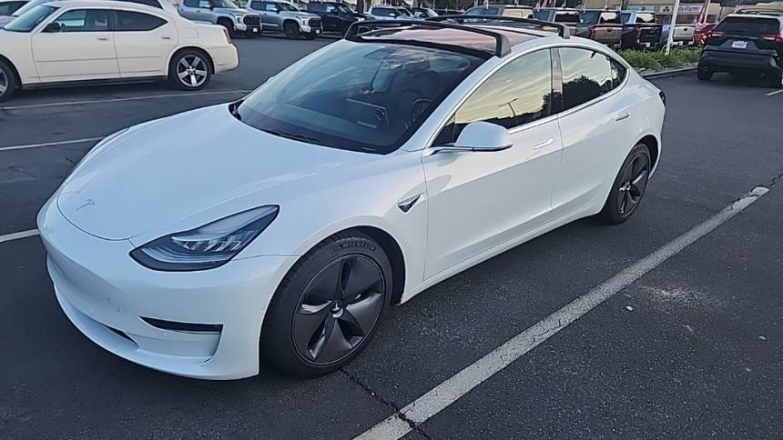 2019 Tesla Model 3 Long Range — Sedan — 53,931 mi — Thousand Oaks, CA