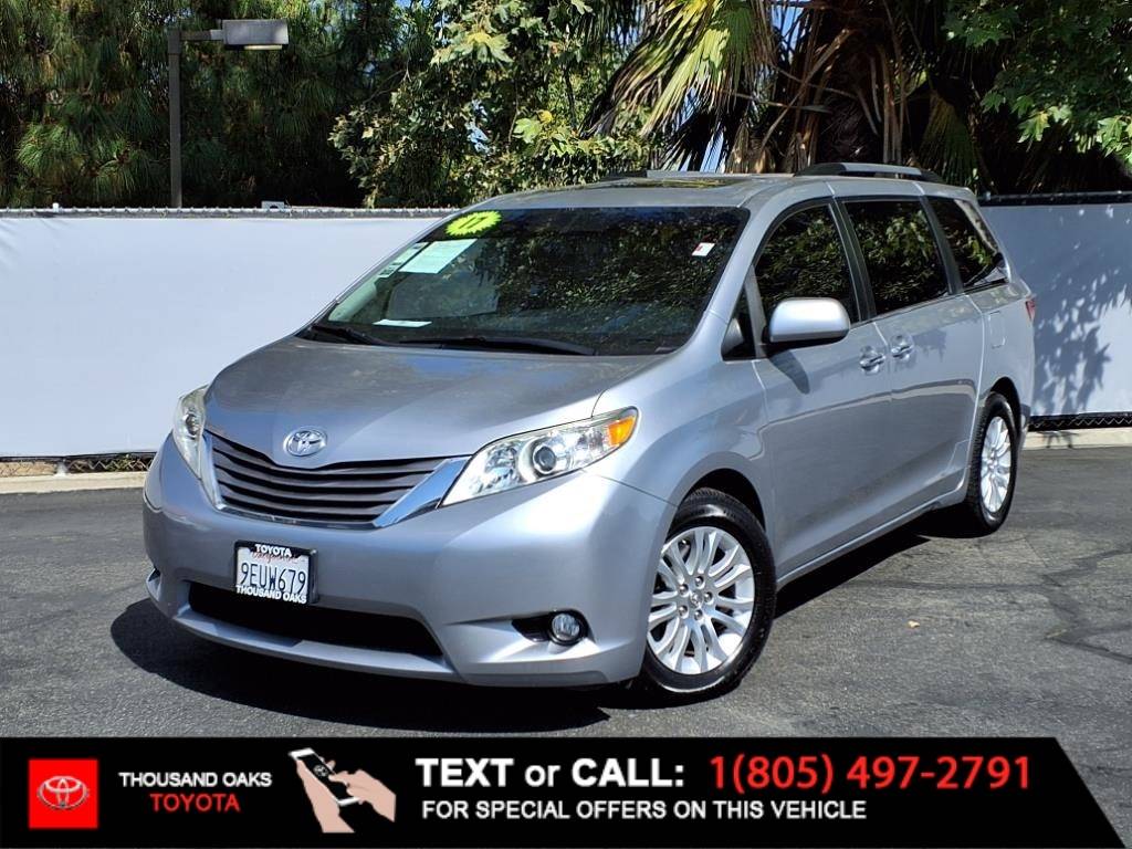 2017 Toyota Sienna XLE — Minivan — 133,851 mi — Thousand Oaks, CA