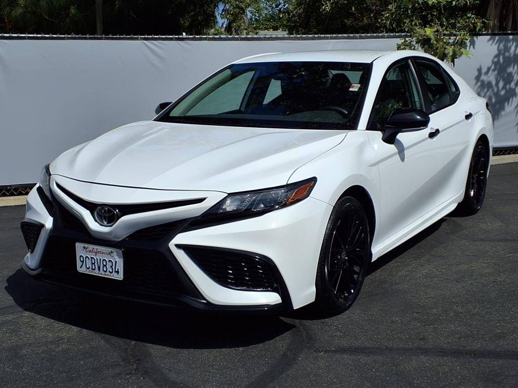 2022 Toyota Camry SE Nightshade — Sedan — 26,604 mi — Thousand Oaks, CA