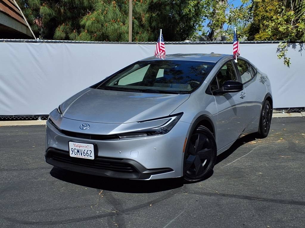 2023 Toyota Prius Limited — Hatchback — 12,533 mi — Thousand Oaks, CA