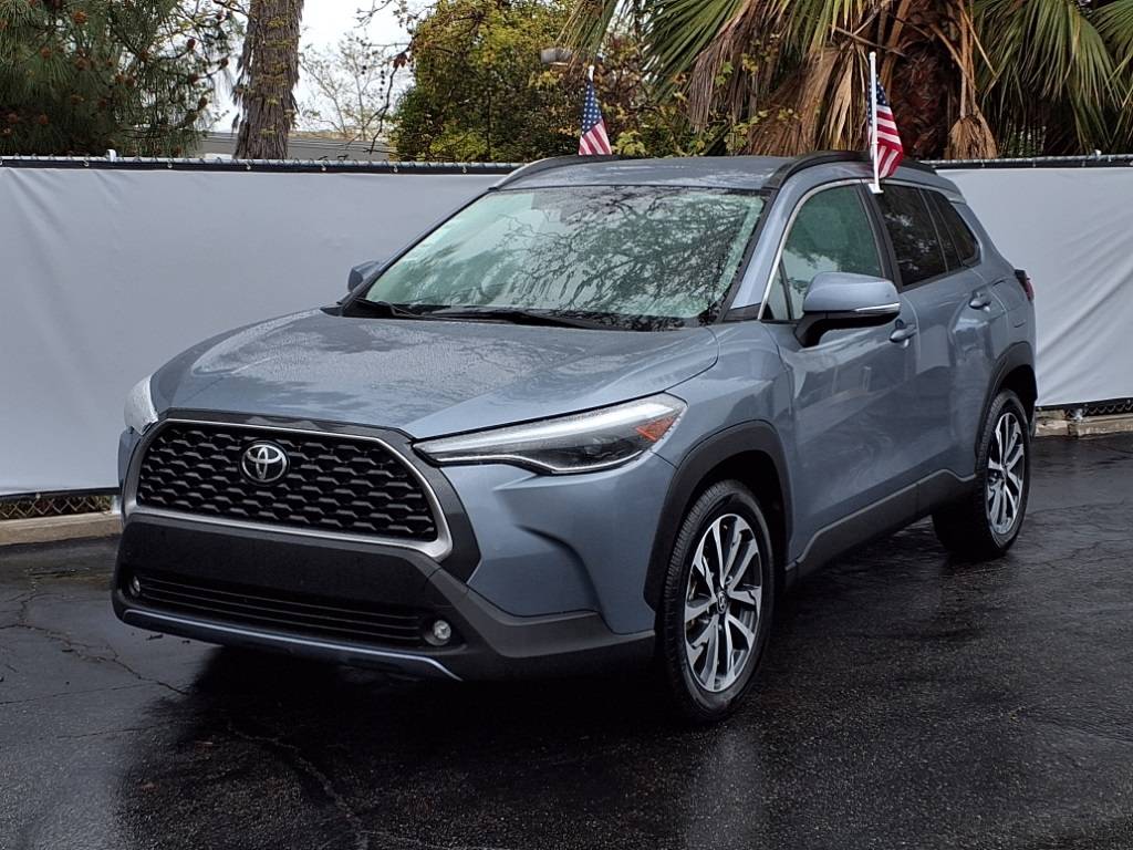 2023 Toyota Corolla Cross XLE — SUV — 48,124 mi — Thousand Oaks, CA