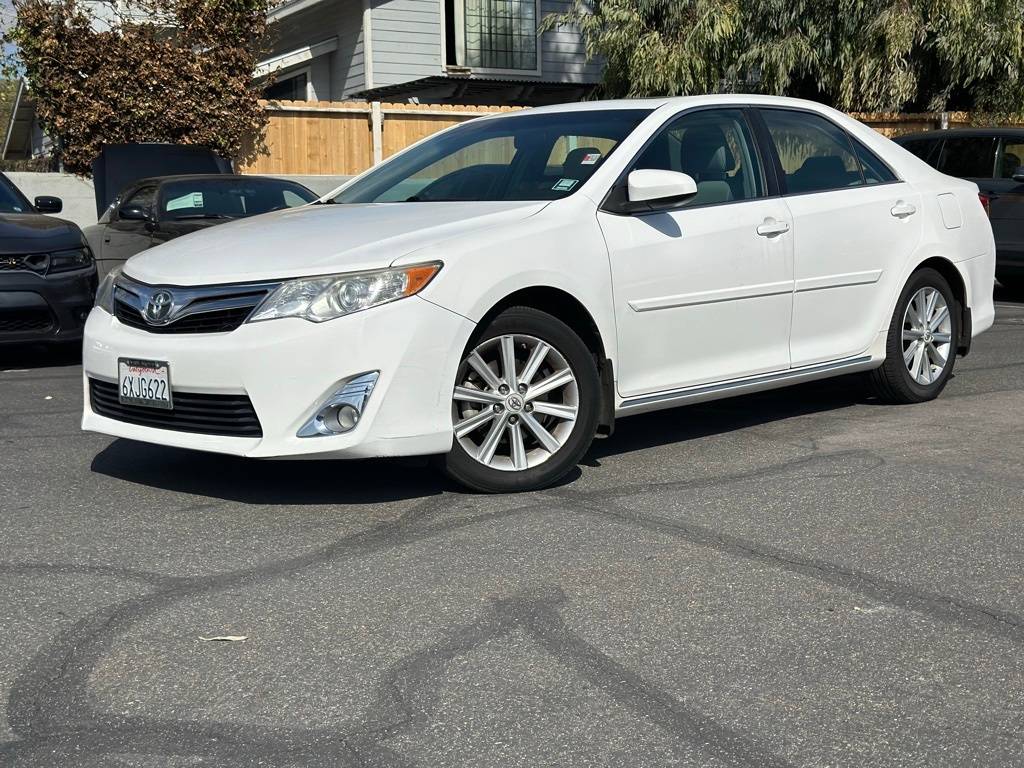 2012 Toyota Camry XLE V6 — Sedan — 86,543 mi — Thousand Oaks, CA