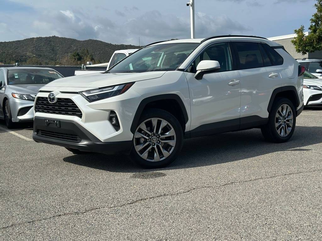 2022 Toyota RAV4 XLE Premium — SUV — 16,072 mi — Thousand Oaks, CA