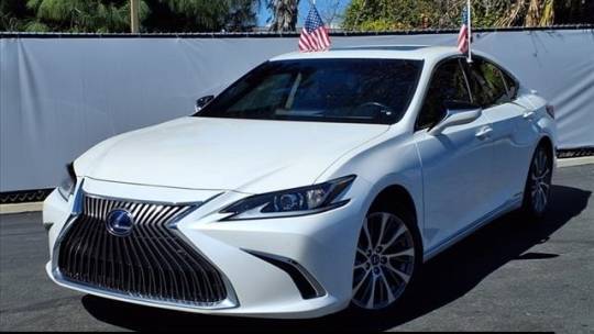 2020 Lexus ES 300h Base