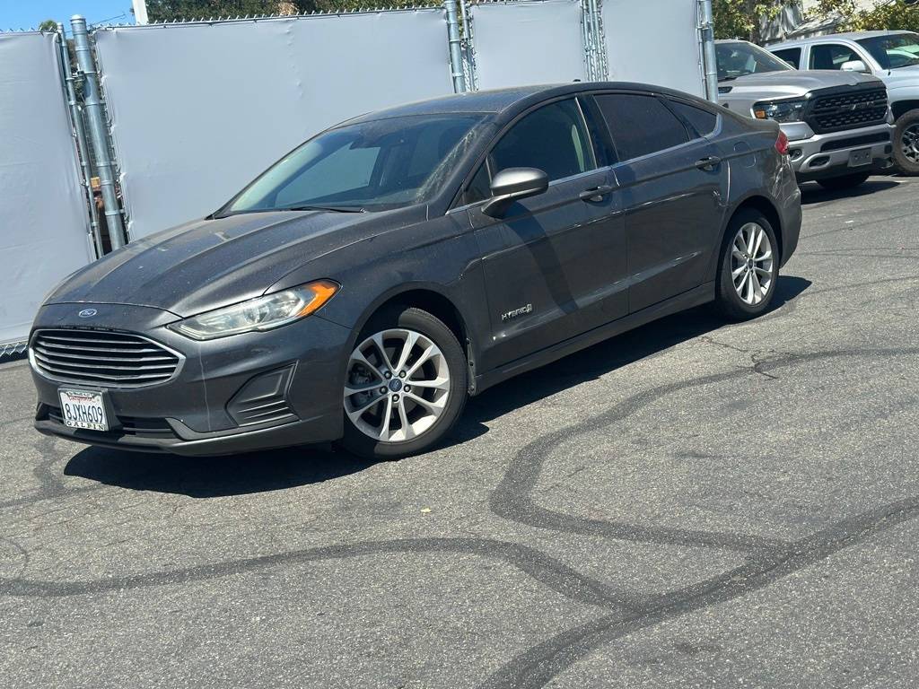 2019 Ford Fusion Hybrid SE — Sedan — 131,924 mi — Thousand Oaks, CA