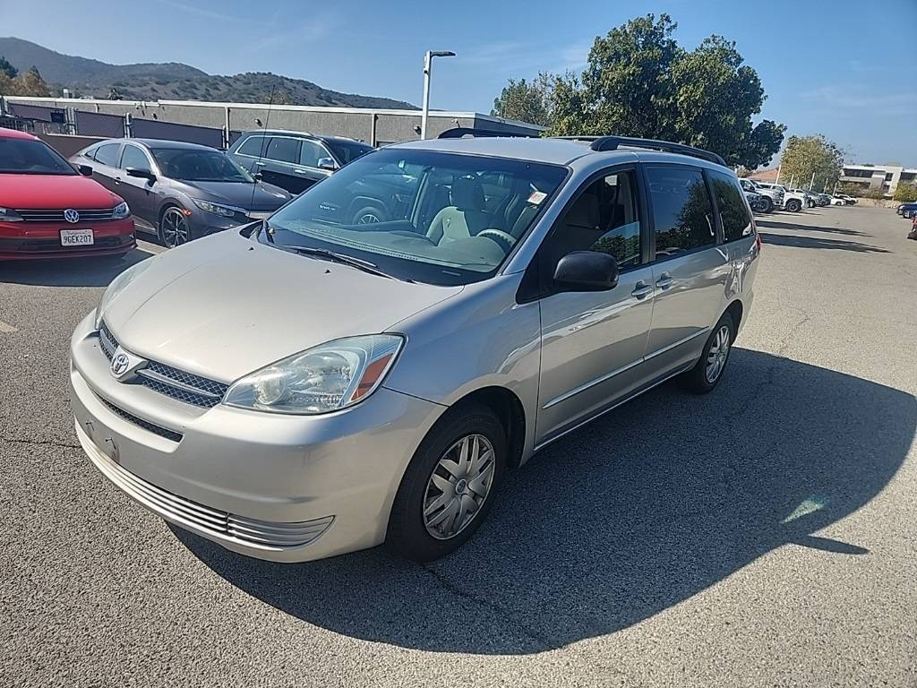 2004 Toyota Sienna LE — Minivan — 155,121 mi — Thousand Oaks, CA