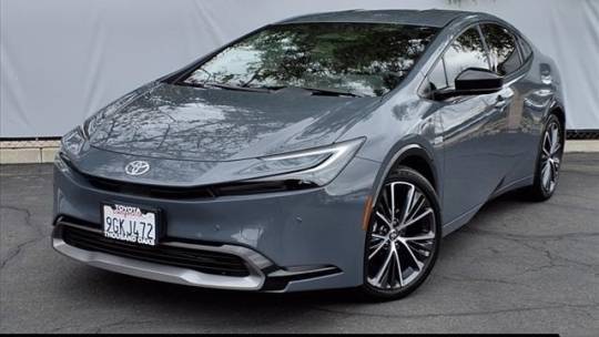 2023 Toyota Prius Limited — Hatchback — 14,634 mi — Thousand Oaks, CA