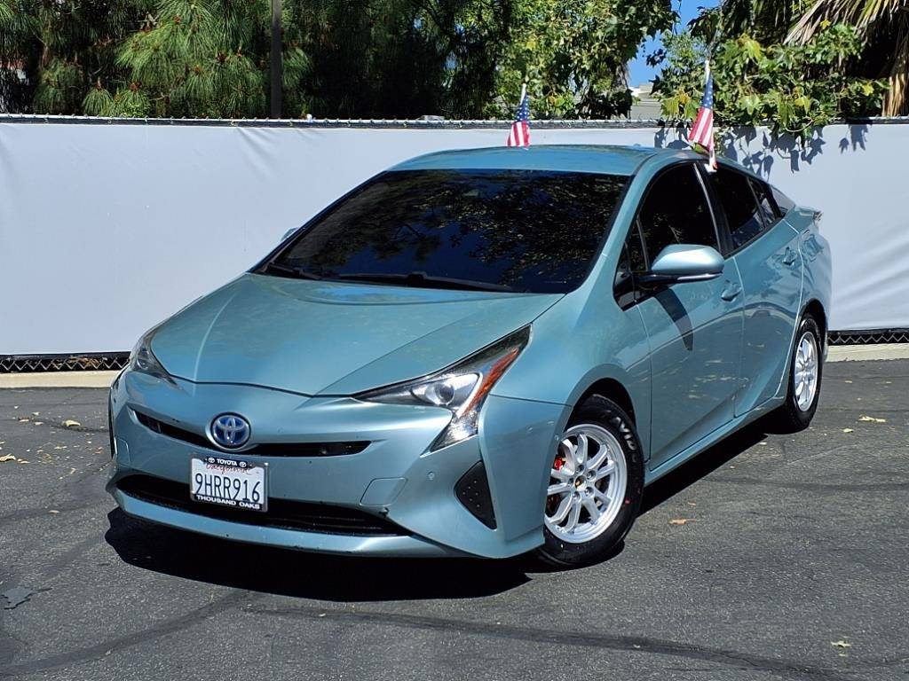 2017 Toyota Prius Three — Hatchback — 79,955 mi — Thousand Oaks, CA