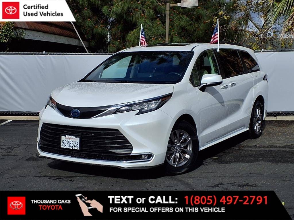 2023 Toyota Sienna XLE — Minivan — 69,276 mi — Thousand Oaks, CA