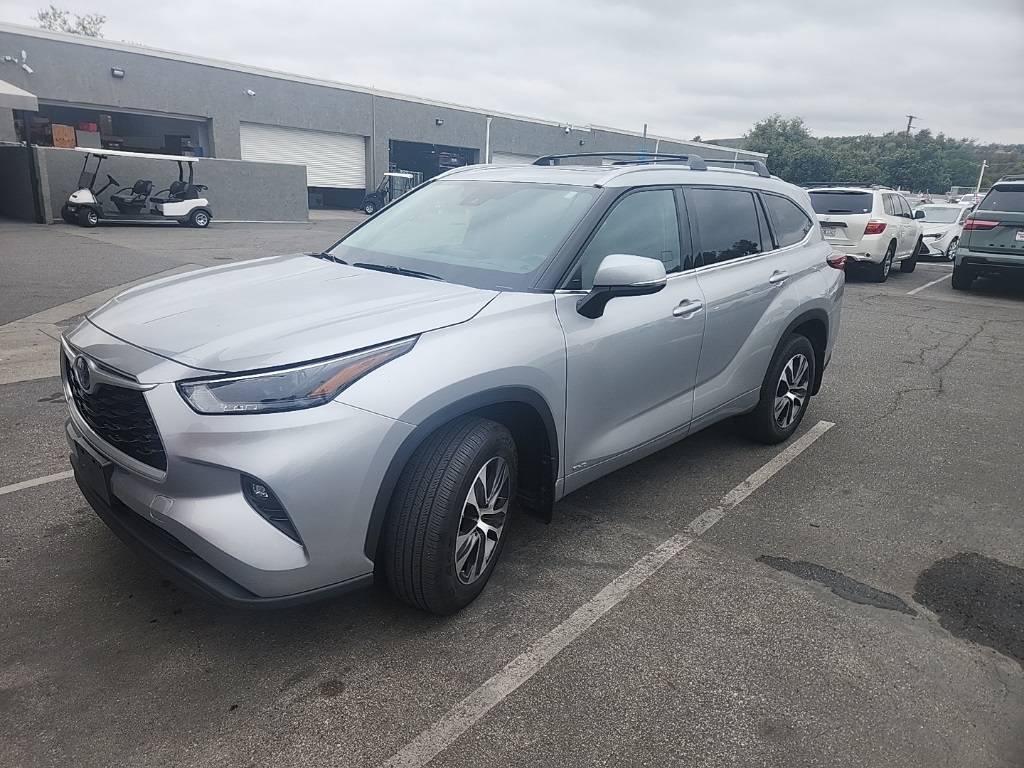 2022 Toyota Highlander Hybrid XLE — SUV — 35,008 mi — Thousand Oaks, CA