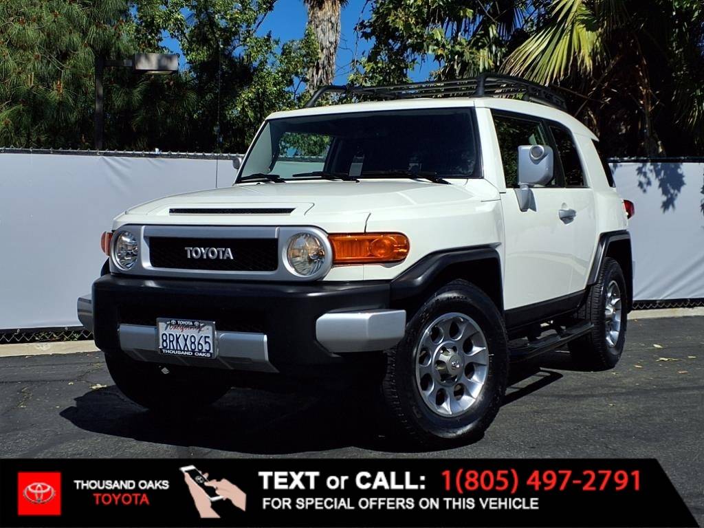 2011 Toyota FJ Cruiser Base — SUV — 101,698 mi — Thousand Oaks, CA