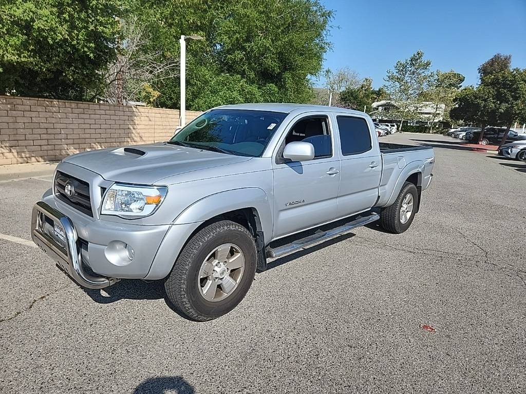 2010 Toyota Tacoma Base — Pickup Truck — 214,097 mi — Thousand Oaks, CA