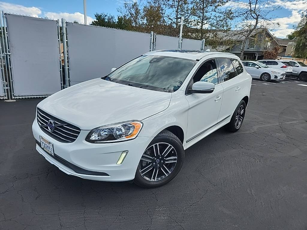 2015 Volvo XC60 T5 Drive-E Premier — SUV — 93,381 mi — Thousand Oaks, CA
