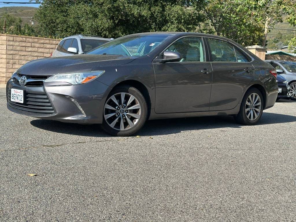 2015 Toyota Camry XLE — Sedan — 61,268 mi — Thousand Oaks, CA