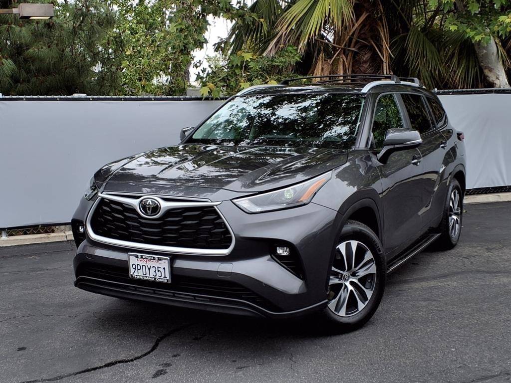 2024 Toyota Highlander XLE — SUV — 3,254 mi — Thousand Oaks, CA