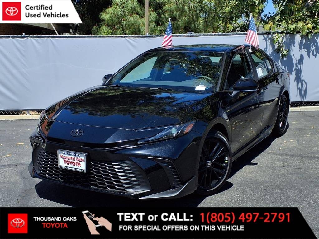 2025 Toyota Camry SE — Sedan — 1,542 mi — Thousand Oaks, CA