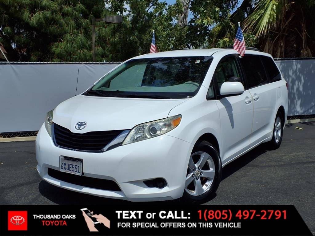 2012 Toyota Sienna LE — Minivan — 124,317 mi — Thousand Oaks, CA