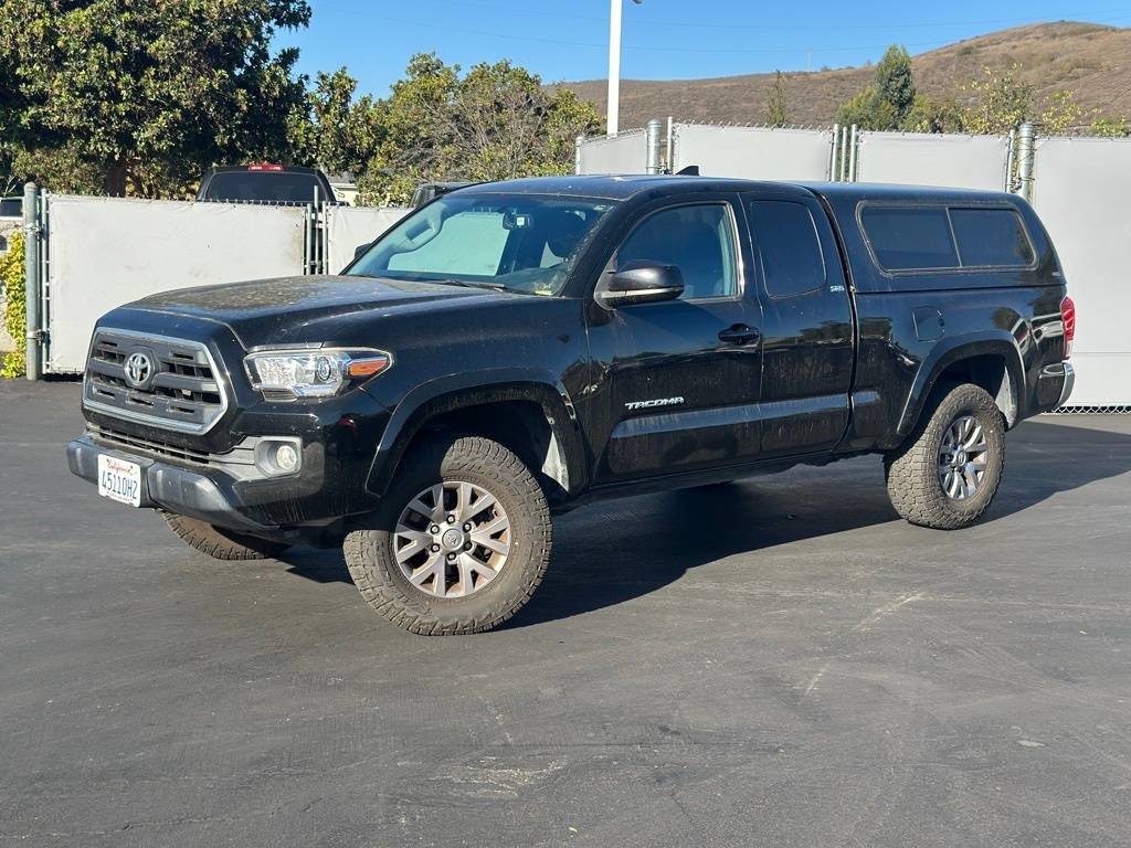 2017 Toyota Tacoma SR5 — Pickup Truck — 95,331 mi — Thousand Oaks, CA