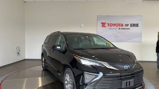 2021 Toyota Sienna XLE — Minivan — 85,298 mi — Erie, PA