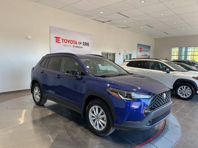 2025 Toyota Corolla Cross LE — SUV — 5,897 mi — Erie, PA