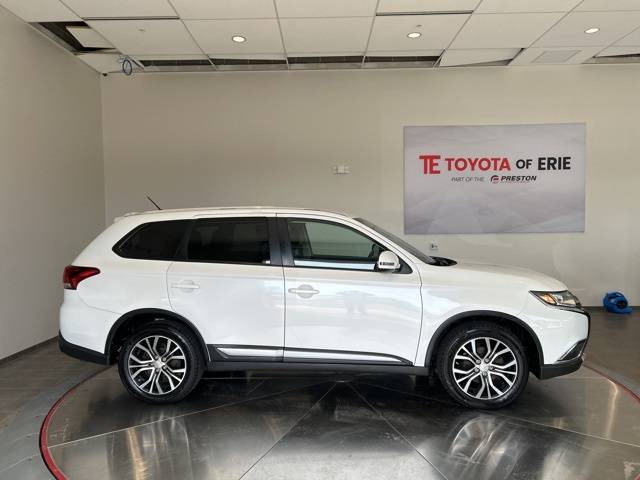 2016 Mitsubishi Outlander SE — SUV — 88,055 mi — Erie, PA