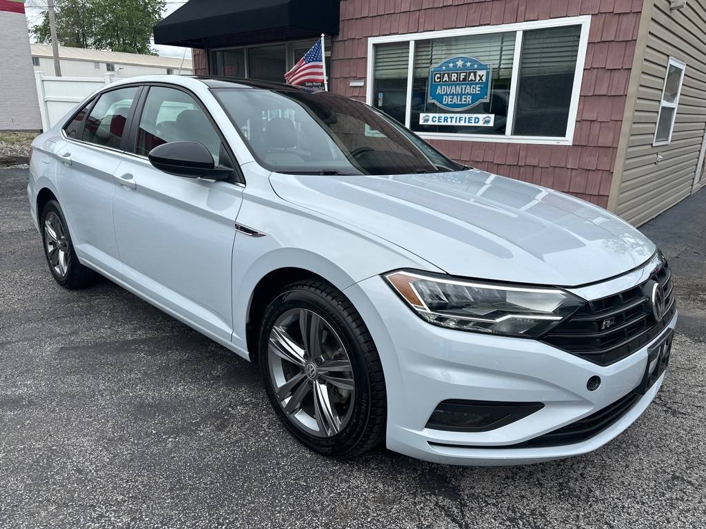 2019 Volkswagen Jetta R-Line — Sedan — 85,144 mi — FairView Heights, IL
