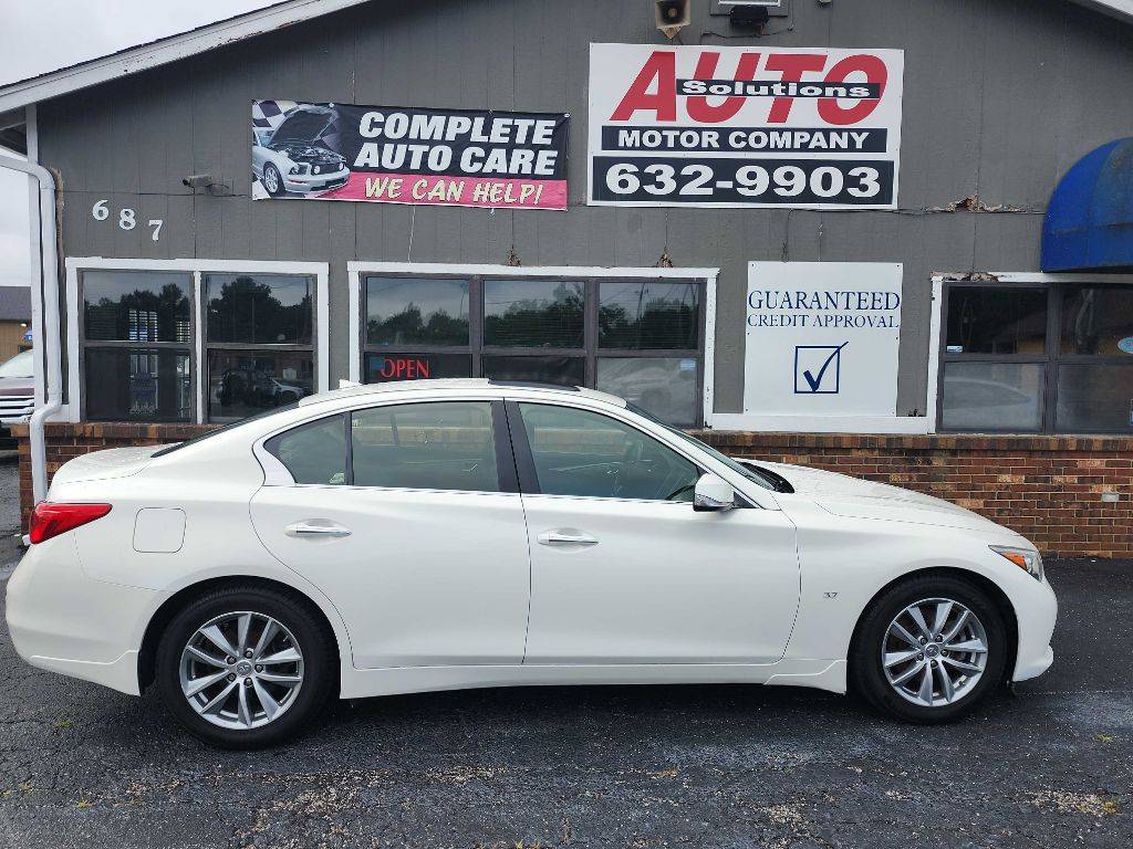 2015 INFINITI Q50 Premium — Sedan — 98,242 mi — FairView Heights, IL