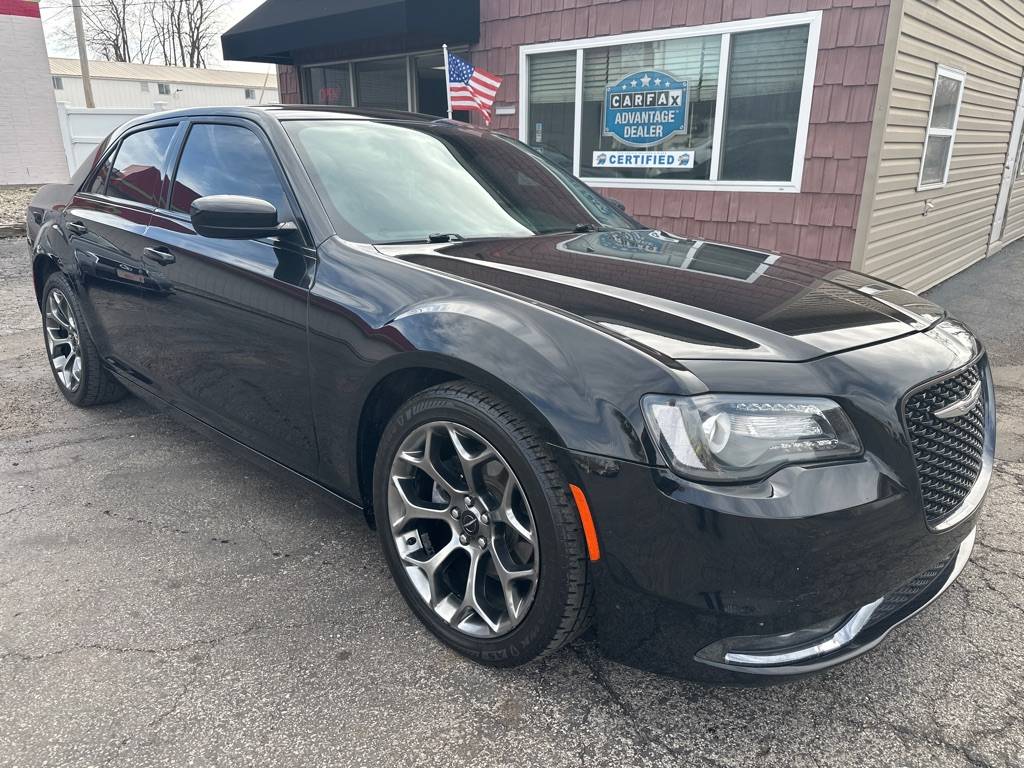 2015 Chrysler 300 S — Sedan — 97,972 mi — FairView Heights, IL