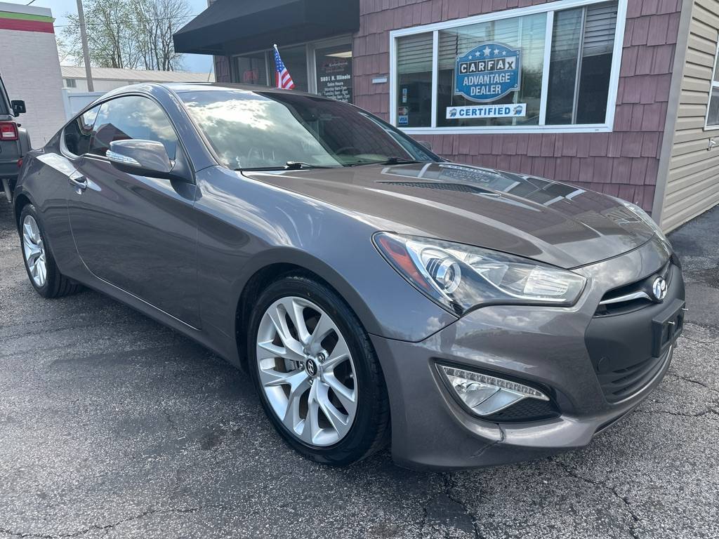 2013 Hyundai Genesis Coupe 3.8 Grand Touring — Coupe — 114,793 mi — FairView Heights, IL