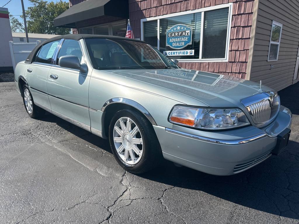2007 Lincoln Town Car Signature Limited — Sedan — 85,171 mi — FairView Heights, IL