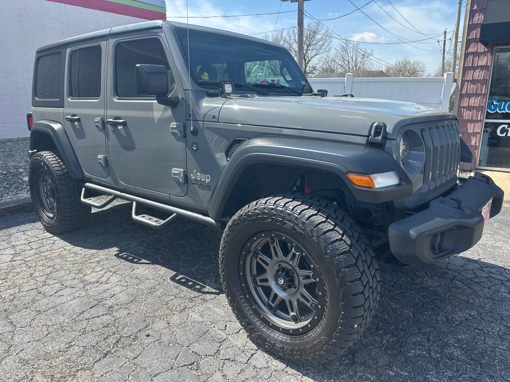 2018 Jeep Wrangler Sport S — SUV — 124,101 mi — FairView Heights, IL