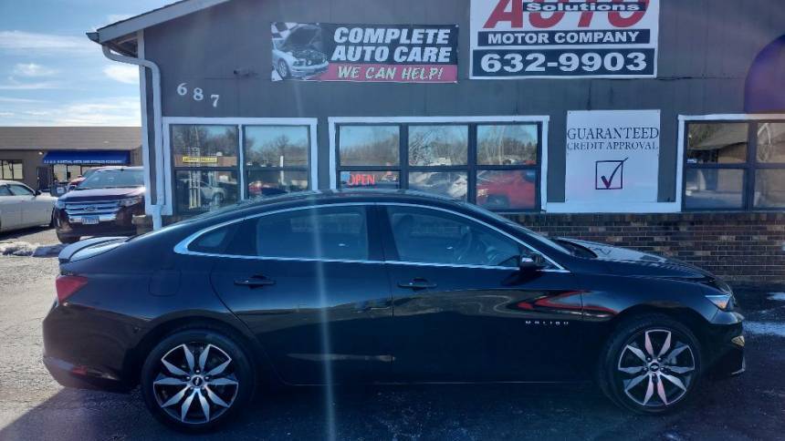 2017 Chevrolet Malibu LT — Sedan — 111,671 mi — FairView Heights, IL