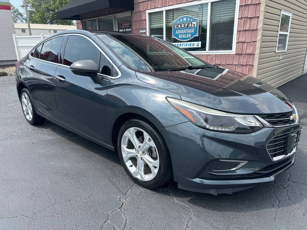 2017 Chevrolet Cruze Premier — Sedan — 59,173 mi — FairView Heights, IL
