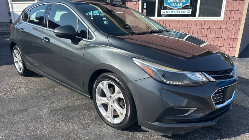 2017 Chevrolet Cruze Premier — Hatchback — 129,142 mi — FairView Heights, IL