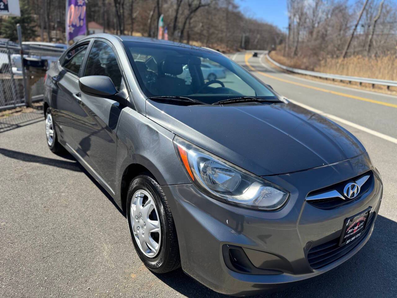 2012 Hyundai Accent GLS — Sedan — 173,864 mi — Lake Hopatcong, NJ
