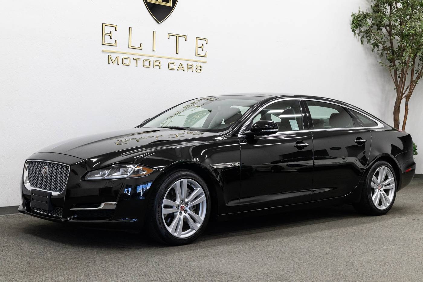2017 Jaguar XJ Portfolio — Sedan — 32,358 mi — Concord, CA