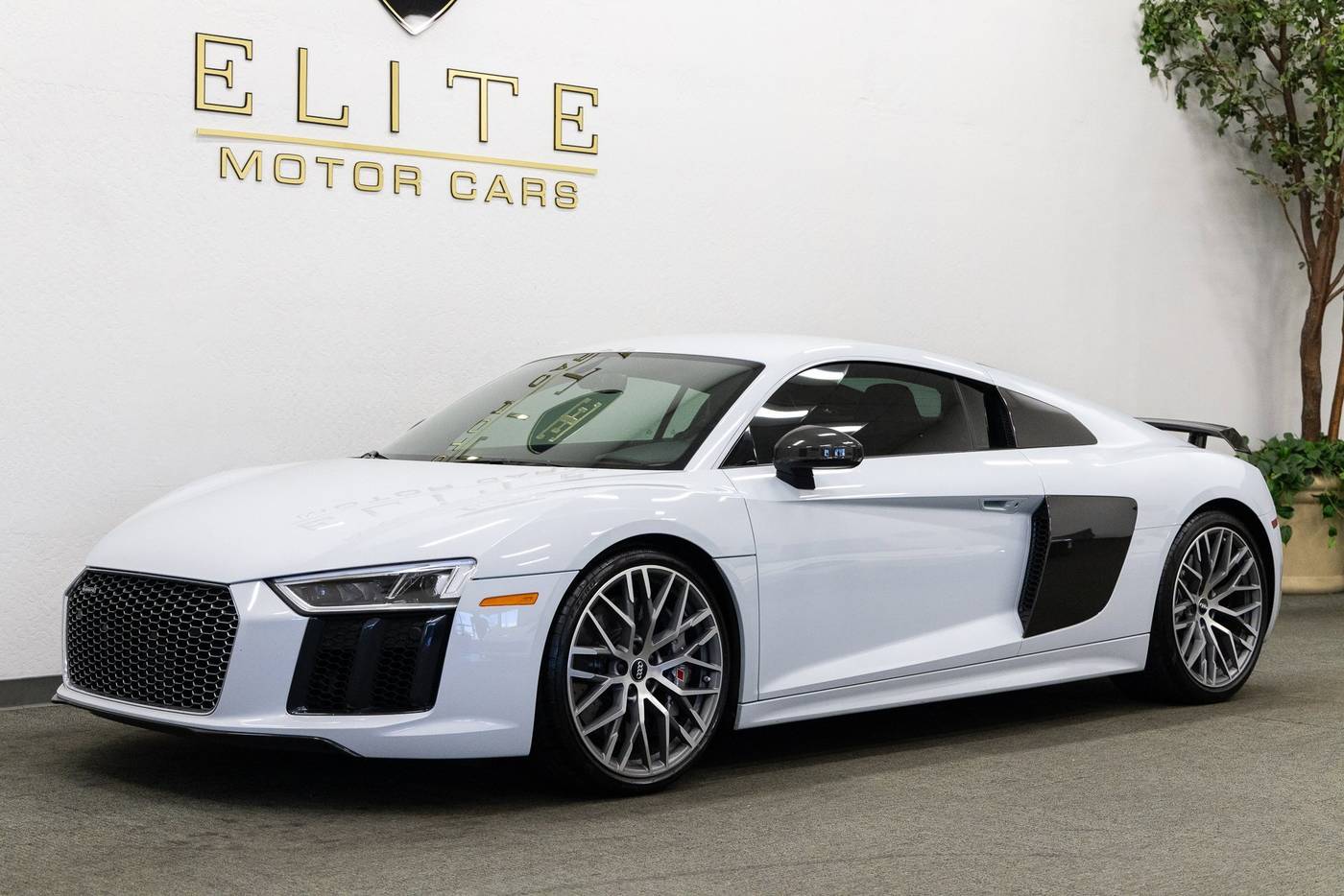 2017 Audi R8 V10 plus — Coupe — 12,645 mi — Concord, CA