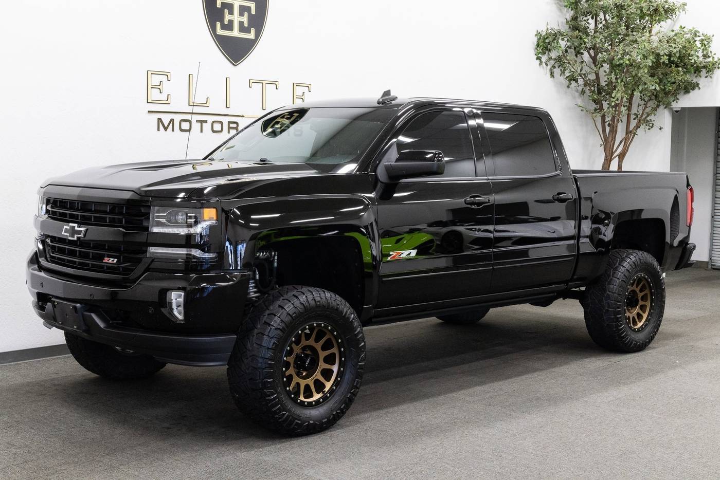 2017 Chevrolet Silverado 1500 LTZ — Pickup Truck — 96,289 mi — Concord, CA