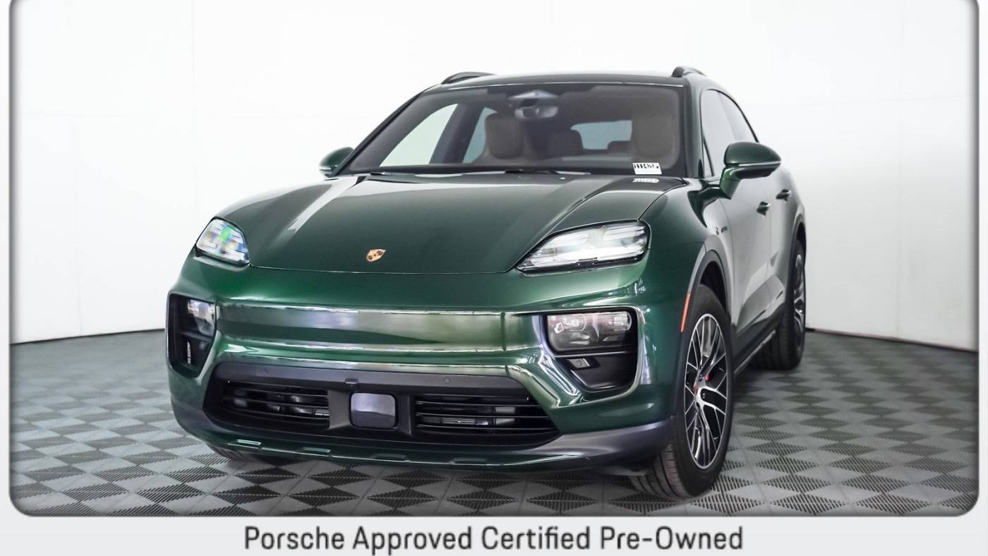 2025 Porsche Macan 4S Electric
