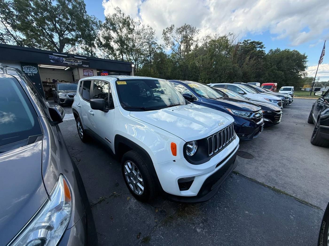 2023 Jeep Renegade Latitude — SUV — 27,610 mi — New Windsor, NY